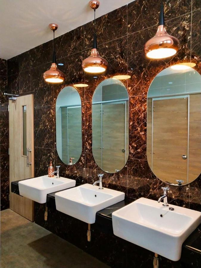 โคโค่ โฮเทล Koco Hotel Nakhonratchasima Dış mekan fotoğraf