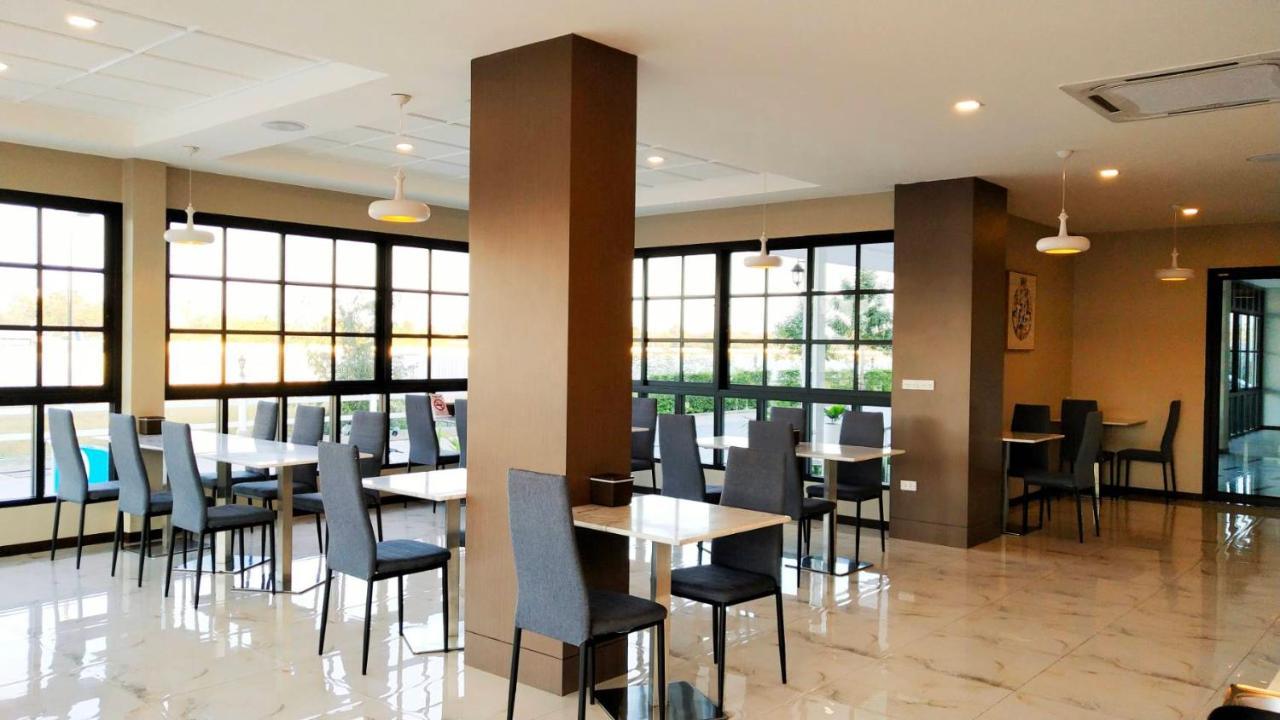 โคโค่ โฮเทล Koco Hotel Nakhonratchasima Dış mekan fotoğraf